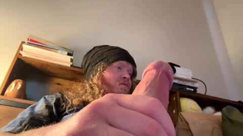 Snapshot of bbuck_fuddy chatting on February 2025 04:40:02 PM Buck Fuddy online show from February 2025 04:40:02 PM