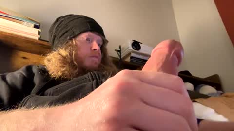 Snapshot of bbuck_fuddy chatting on February 2025 10:07:02 PM Buck Fuddy online show from February 2025 10:07:02 PM