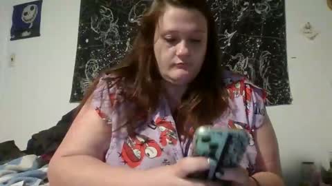 Snapshot of bbwdomqueen chatting on January 2026 06:18:02 AM QuEen KeLs online show from January 2026 06:18:02 AM