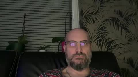 Snapshot of bcbg68 chatting on November 2025 12:51:01 PM bcbg68 online show from November 2025 12:51:01 PM