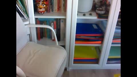 Snapshot of bcn1959 chatting on November 2025 09:25:01 AM bcn1959 online show from November 2025 09:25:01 AM