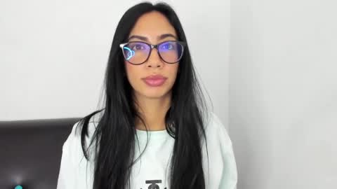 daniela villamizar online show from December 2024 05:13:01 PM