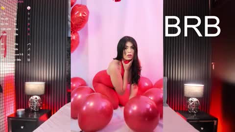 Danna  online show from February 2026 11:07:01 AM