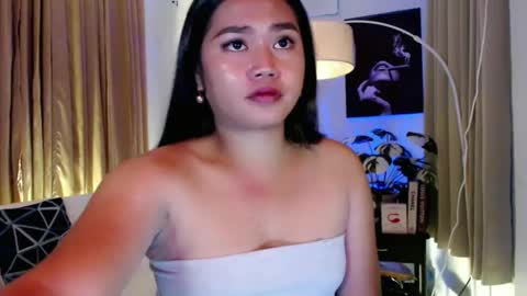 Marie  online show from March 2025 08:59:01 AM