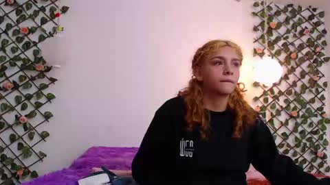 Sara  Juan online show from July 2026 02:38:01 AM