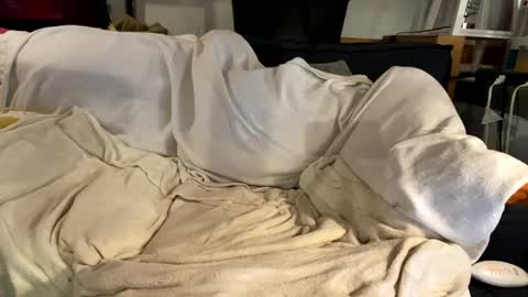 Snapshot of beachymilf chatting on February 2025 04:26:02 PM BeachyMILF online show from February 2025 04:26:02 PM