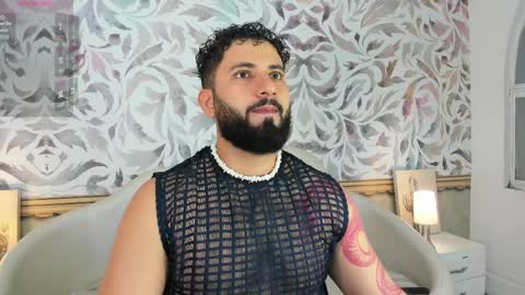 bear_mao_ online show from April 2026 11:22:02 AM