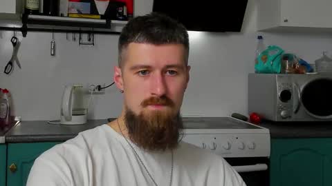 Snapshot of bearded_legend chatting on October 2025 03:28:01 AM Zeus online show from October 2025 03:28:01 AM