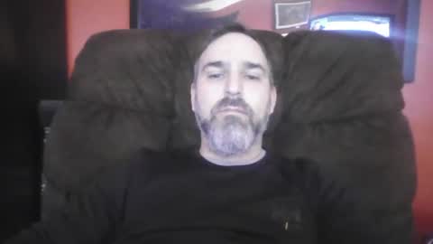 Snapshot of beardedambition chatting on December 2024 01:54:01 PM beardedambition online show from December 2024 01:54:01 PM