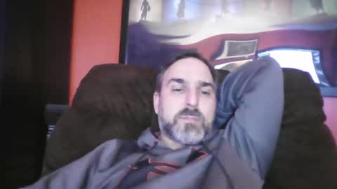Snapshot of beardedambition chatting on January 2025 12:27:02 AM beardedambition online show from January 2025 12:27:02 AM