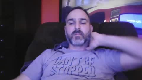 Snapshot of beardedambition chatting on January 2025 04:58:01 AM beardedambition online show from January 2025 04:58:01 AM