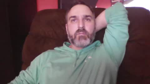 Snapshot of beardedambition chatting on March 2025 04:46:01 AM beardedambition online show from March 2025 04:46:01 AM