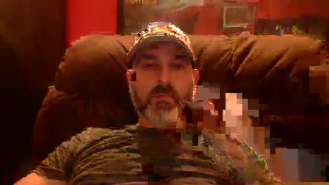 Snapshot of beardedambition chatting on September 2025 09:18:01 PM beardedambition online show from September 2025 09:18:01 PM