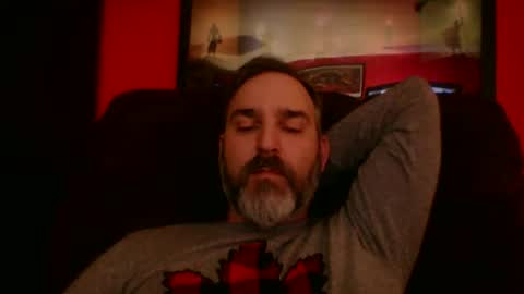 Snapshot of beardedambition chatting on October 2025 02:30:02 PM beardedambition online show from October 2025 02:30:02 PM