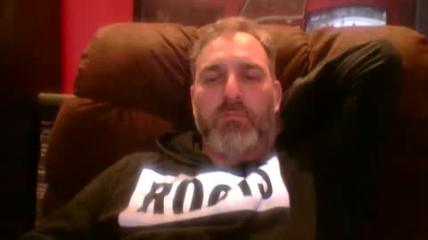 Snapshot of beardedambition chatting on October 2025 01:13:02 AM beardedambition online show from October 2025 01:13:02 AM