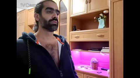 Snapshot of beardedblis chatting on December 2025 09:14:01 AM BeardedBliss online show from December 2025 09:14:01 AM