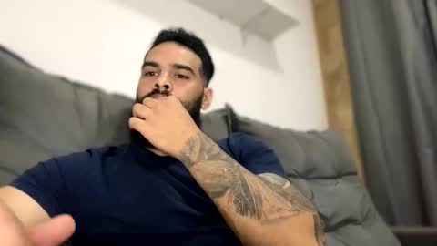 Snapshot of beardmax chatting on October 2025 04:43:01 AM Min online show from October 2025 04:43:01 AM