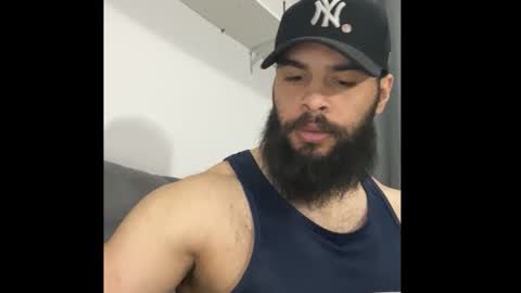 Snapshot of beardmax chatting on November 2025 06:36:02 AM Min online show from November 2025 06:36:02 AM