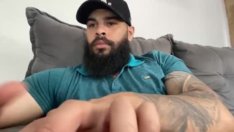 Snapshot of beardmax chatting on December 2025 05:22:02 PM Min online show from December 2025 05:22:02 PM