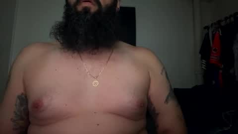 Snapshot of beardo1211 chatting on January 2025 06:20:01 AM beard online show from January 2025 06:20:01 AM