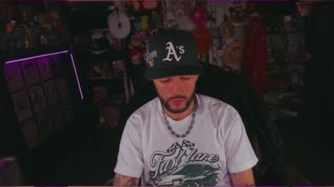 Snapshot of beastbxy chatting on September 2025 10:13:01 PM beast bxy online show from September 2025 10:13:01 PM