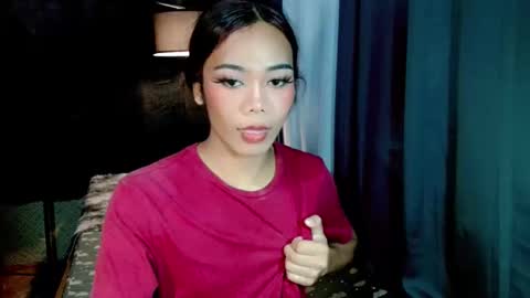 beatrice_luna online show from June 2026 07:08:02 PM