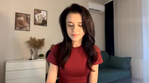 Katie online show from November 2025 07:29:01 AM