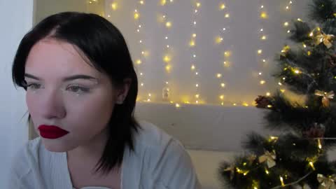 Snapshot of beatricemoonlight chatting on December 2025 11:04:02 AM My name is Beatrice Like my broadcast pls 3 online show from December 2025 11:04:02 AM