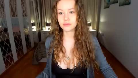 BeatriceWild online show from April 2026 11:10:02 AM