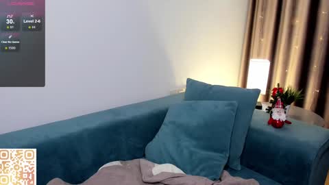 Beatrix or Triss3 online show from December 2024 01:22:02 PM