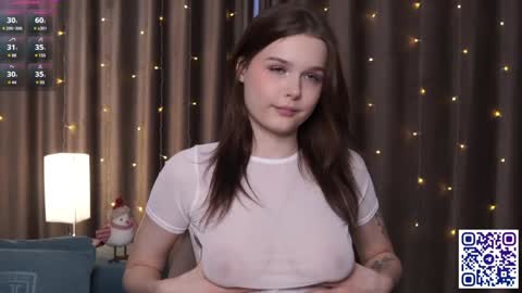 Beatrix or Triss3 online show from January 2025 12:52:01 PM