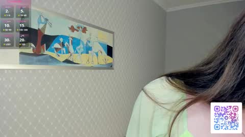 Beatrix or Triss3 online show from October 2025 07:01:02 PM