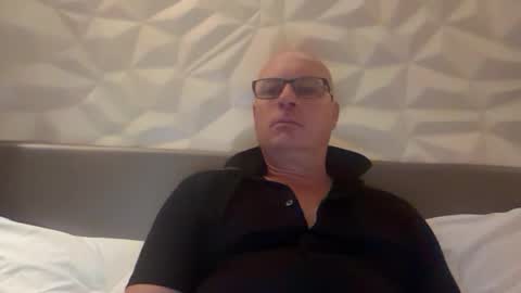 beatsboy87 online show from June 2026 05:45:02 PM