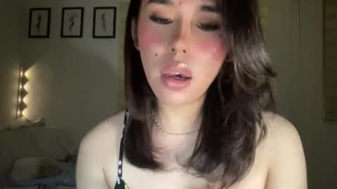 Snapshot of beautiful_lust69 chatting on December 2025 01:50:02 PM Sweet Aya online show from December 2025 01:50:02 PM