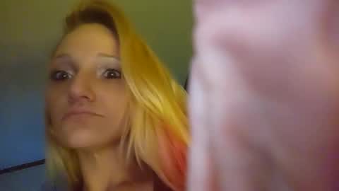 Julie Nicole online show from January 2025 06:03:01 AM