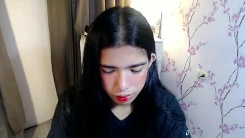 TRIXIE online show from December 2025 05:23:01 AM