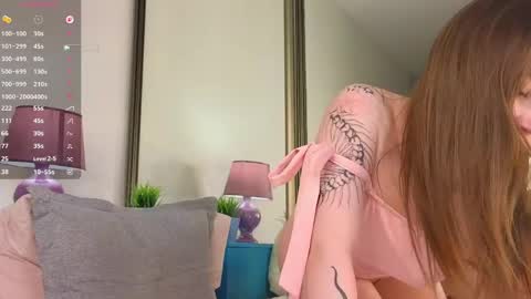 Polly  online show from April 2026 05:21:02 PM