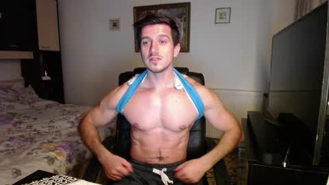 Snapshot of beauty_hard_beast chatting on November 2025 04:40:02 PM Mia and Jake online show from November 2025 04:40:02 PM