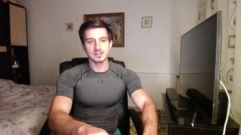 Mia and Jake online show from November 2025 10:26:01 AM