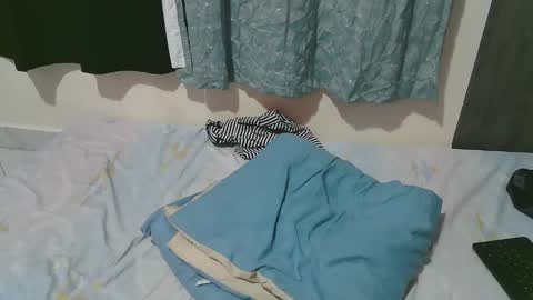 Amara online show from April 2026 07:19:01 PM