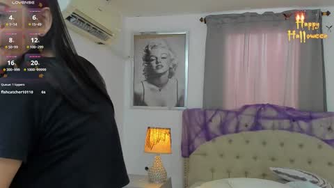 Ariana Reyes online show from October 2025 12:52:02 PM