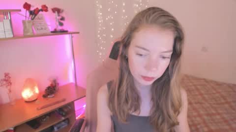 Snapshot of beautyeliise chatting on September 2025 09:00:02 AM Eliise online show from September 2025 09:00:02 AM