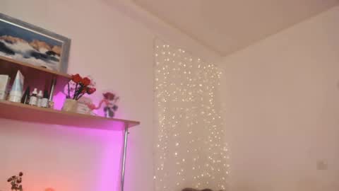 Eliise online show from April 2026 02:21:01 PM