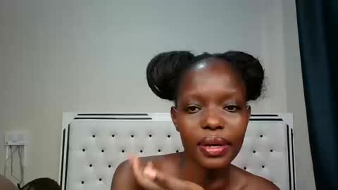 Snapshot of beautyful_disaster chatting on September 2025 10:50:01 AM Beautyful Disaster online show from September 2025 10:50:01 AM