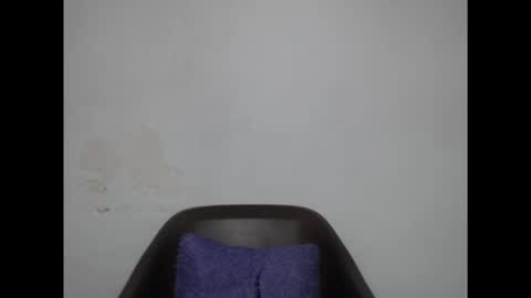 Snapshot of beautyslut1 chatting on February 2026 04:11:01 AM beautyslut1 online show from February 2026 04:11:01 AM