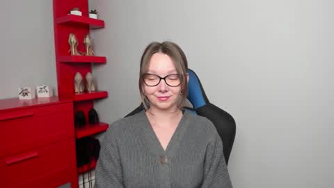 Zoe online show from November 2025 08:15:01 AM