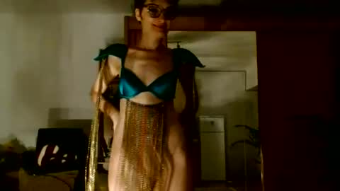 Raluca online show from June 2026 06:40:01 PM