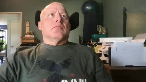 Snapshot of beckster040 chatting on June 2026 01:50:02 AM beckster online show from June 2026 01:50:02 AM
