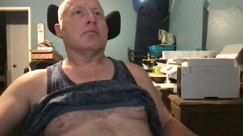Snapshot of beckster040 chatting on June 2026 05:54:02 AM beckster online show from June 2026 05:54:02 AM