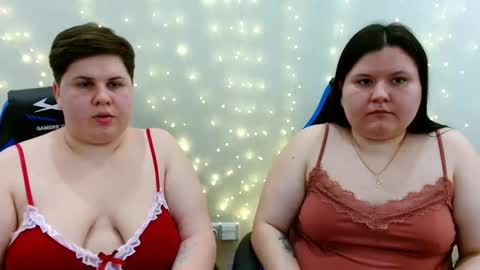 BeckyAndEllen online show from March 2026 07:18:02 PM